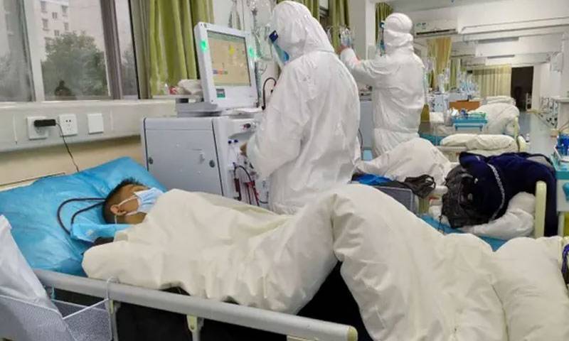 Global coronavirus deaths top 900,000
