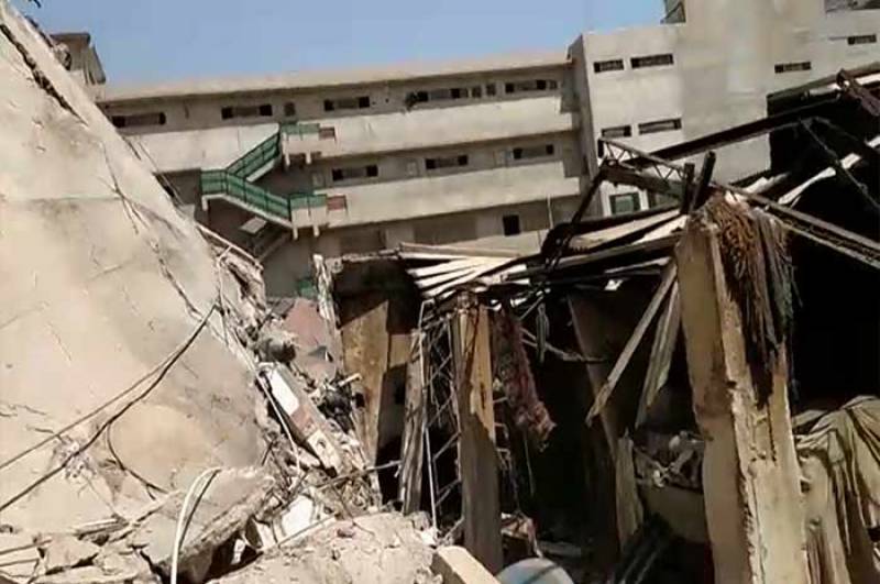 Two killed as factory building collapses in Karachi