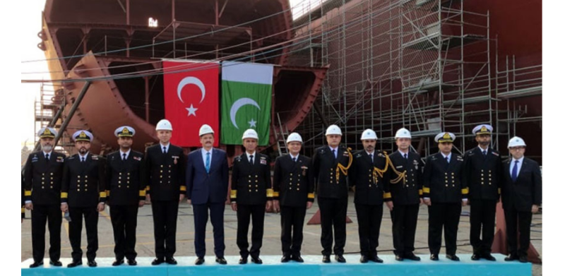 Naval Chief Admiral Amjad Khan Niazi visits Turkish Naval Shipyards