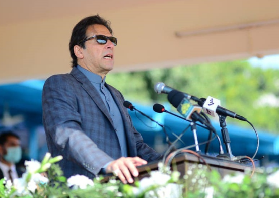 PM Imran lays foundation stone of over RS15 bn in Chakwal