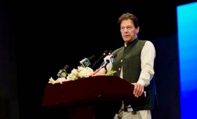 PM Imran launches first phase of single national curriculum for grade 1-5 students 