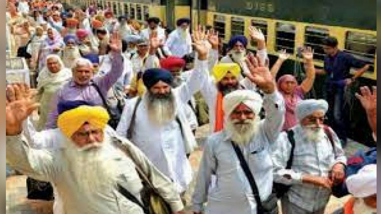 'Over 8,000 Sikh pilgrims to visit Pakistan for Guru Nanak's birth anniversary'