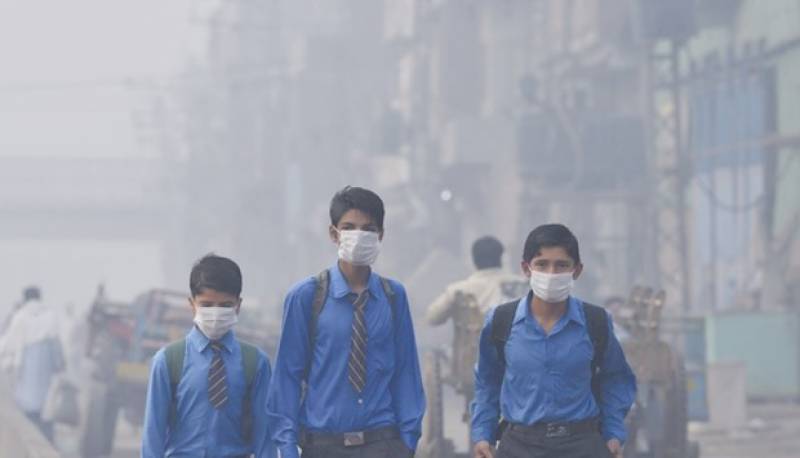 Schools in Lahore to remain closed thrice a week due to smog