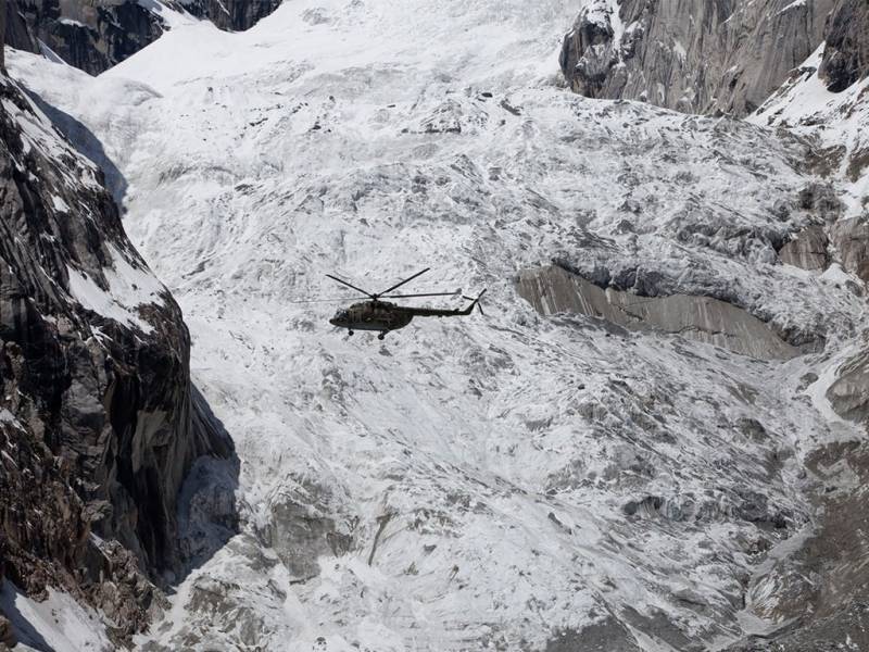 Two Pakistan Army officers martyred in Siachen helicopter crash: ISPR