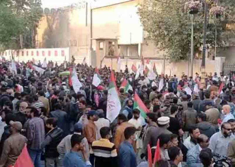 Karachi: One dead, several injured as police baton-charge MQM-P protesters