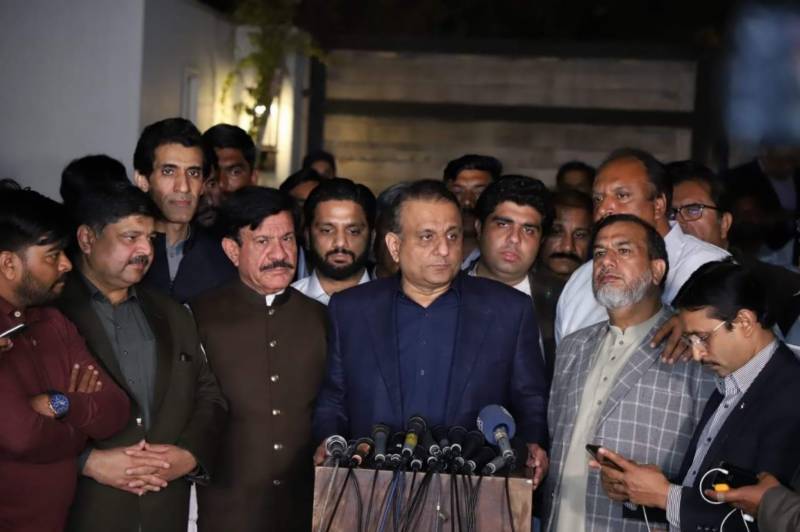 Aleem Khan joins PTI's Jahangir Tareen group 