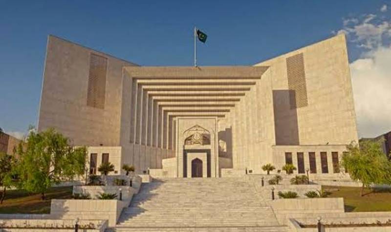 Top court adjourns hearing on presidential reference on Article 63A till Monday
