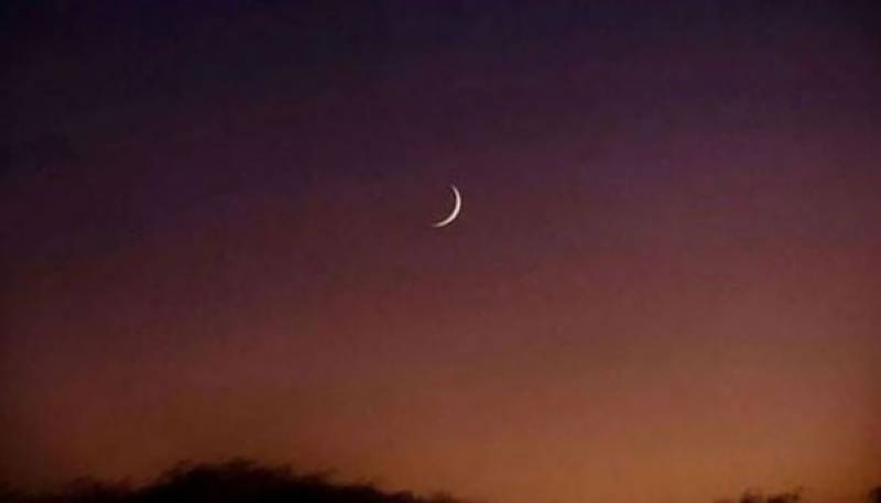 Ramadan moon sighted in Pakistan, first fast on Sunday