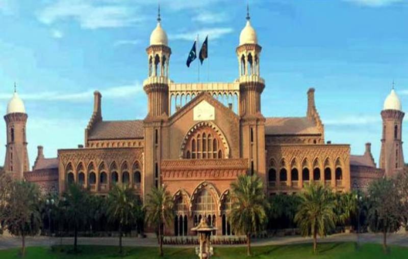 LHC directs governor to complete oath-taking process of Punjab CM by April 28