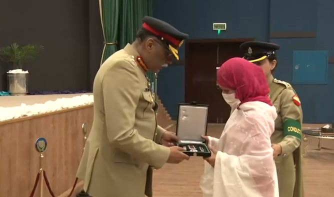 Military awards conferred on martyrs, soldiers of Pakistan Army