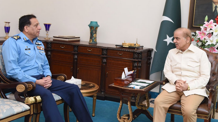 PM Shehbaz, Air Chief Zaheer Ahmad Babar discuss PAF’s professional matters