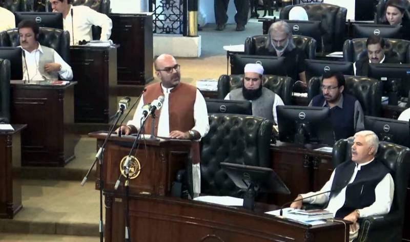 KP govt presents Budget 2022-23 with total outlay of Rs1,332 billion
