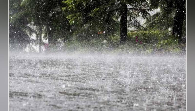 Moonsoon rains lash different parts of country 