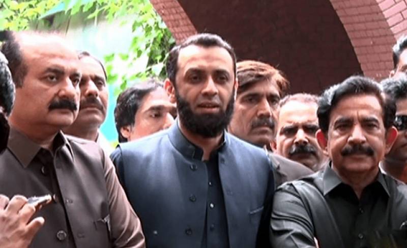 Lahore court issues arrest warrants for 12 PML-N leaders
