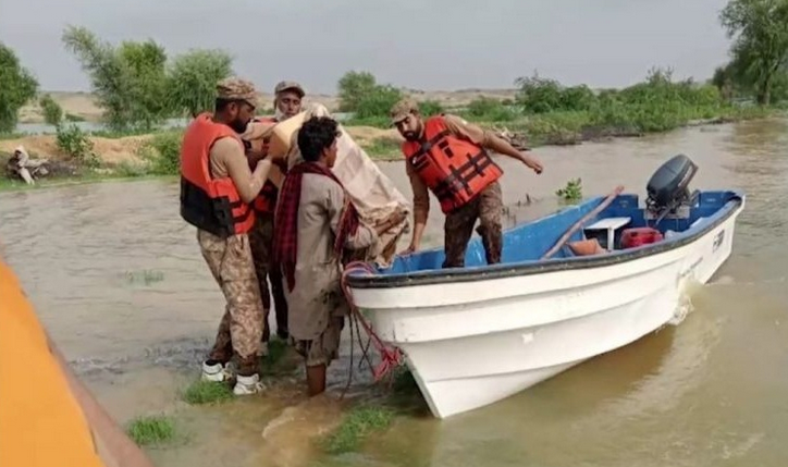Army deployed in calamity hit districts for relief, rescue operations