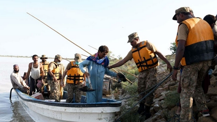 Pakistan Army continues rescue, relief operations in flood-hit areas of country