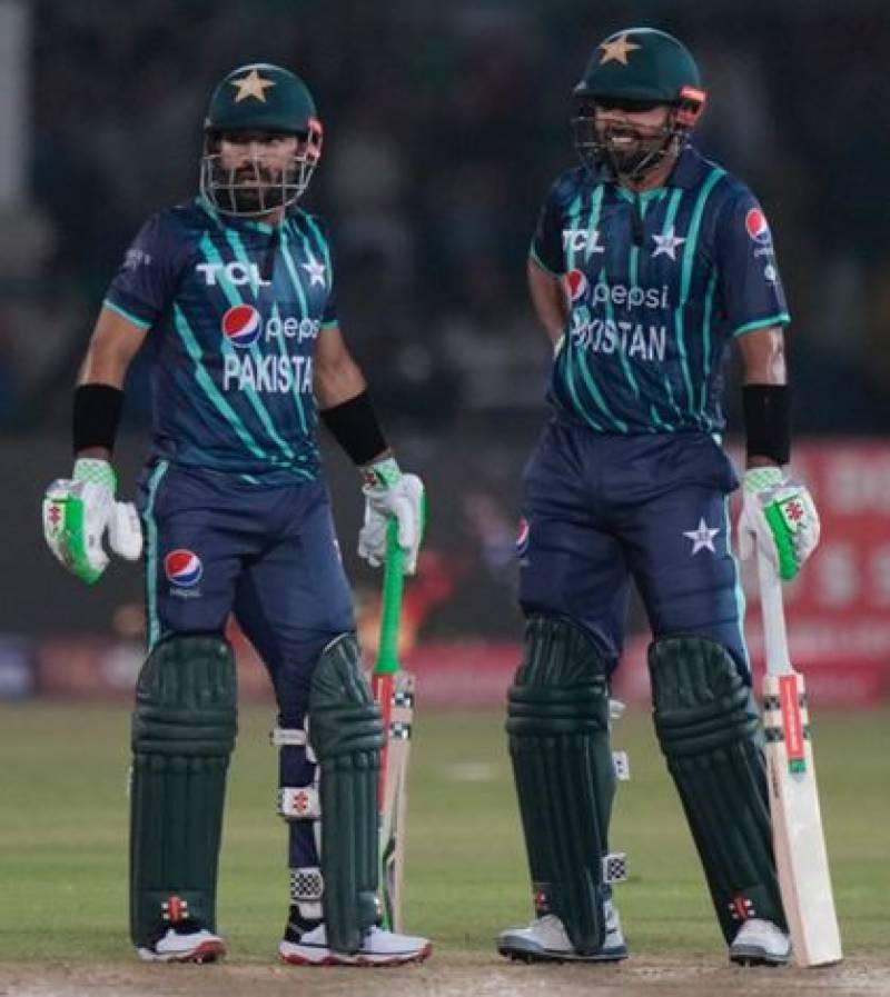 Pakistan beat England by 10 wickets in 2nd match of T20I series