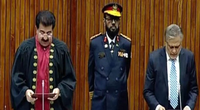 PMLN's Ishaq Dar takes oath as senator