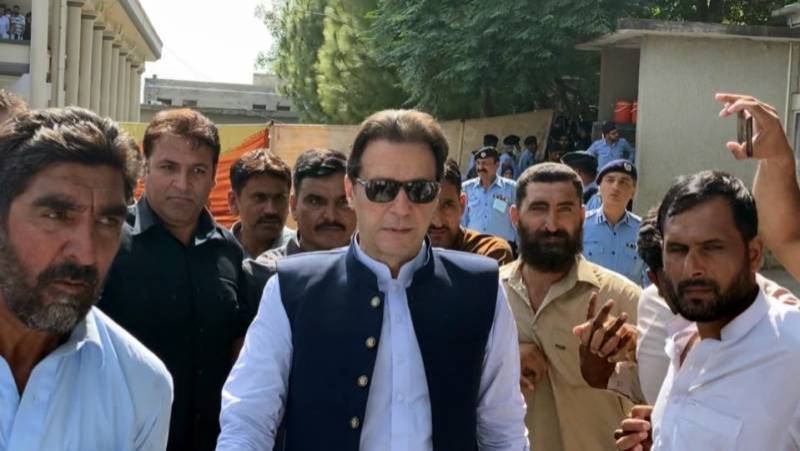 Imran Khan reaches Islamabad court to apologise to Judge Zeba Chaudhry