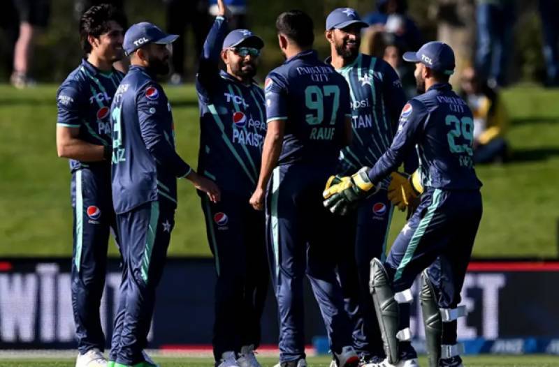 Tri-series: Pakistan beat New Zealand by 6 wickets in second T20