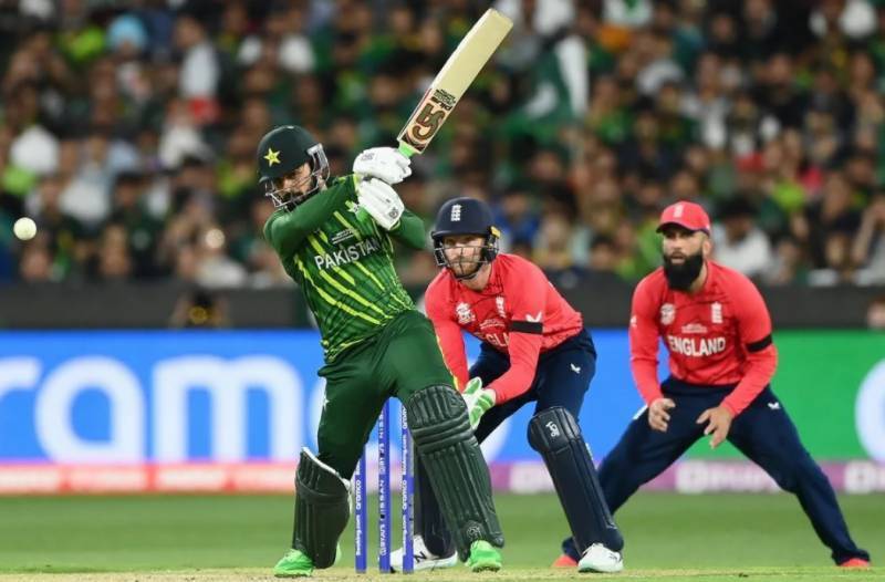 T20 World Cup: England beat Pakistan by 5 wickets