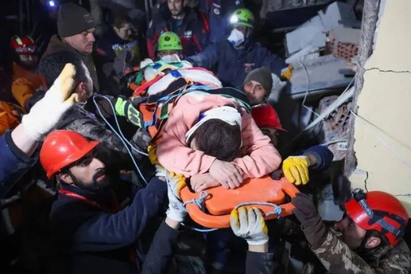 Death toll from Turkiye-Syria earthquakes surpasses 21,000