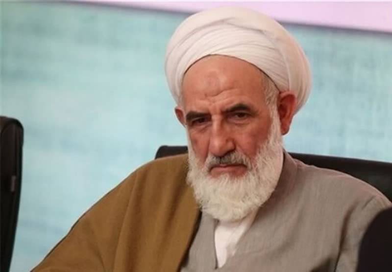 Powerful Iranian cleric shot dead in attack in bank
