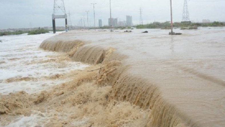 PM Shehbaz orders fool-proof arrangements ahead of possible flooding in rivers 