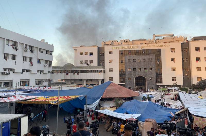 Patients, staff and displaced people leave Gaza's Al-Shifa hospital after Israel issues 'evacuation' warning