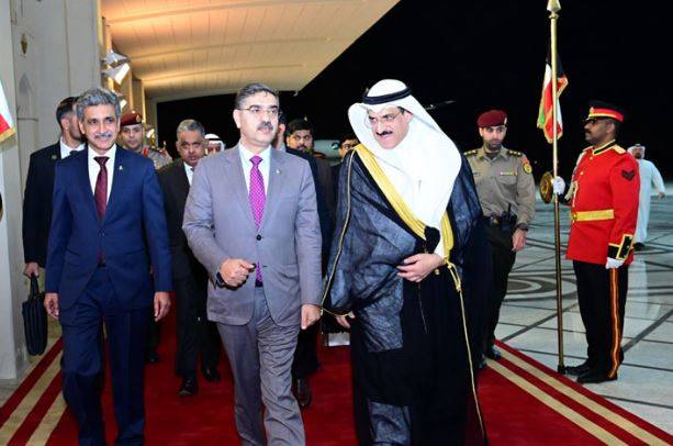 Caretaker PM Kakar reaches Kuwait to meet Crown Prince, counterpart