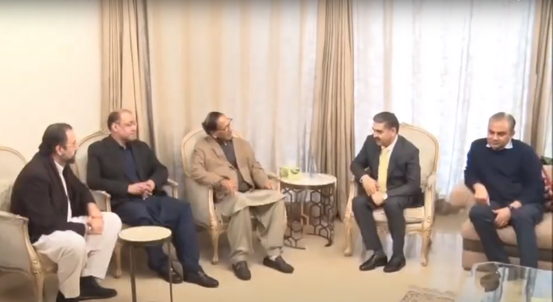 PM Kakar, Ch Shujaat Hussain discuss overall situation of country