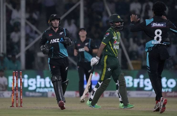 Third T20: New Zealand beat Pakistan to take unassailable 3-0 lead