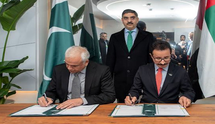 Pakistan, UAE sign over $3 billion investment pact