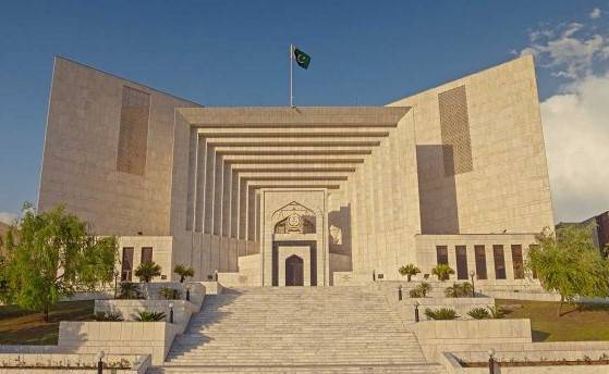Military courts case: Justice Tariq Masood recuses himself from hearing