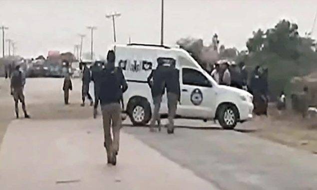 10 policemen martyred in terrorist attack on DI Khan police station