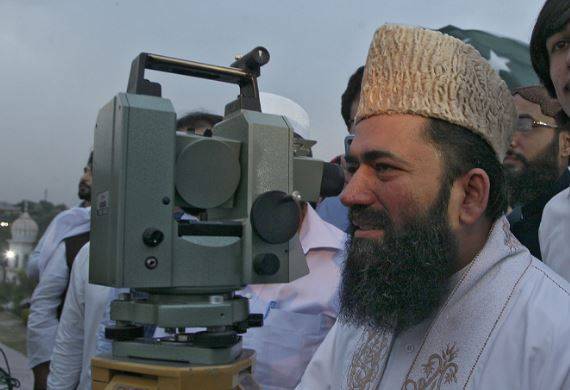 Holy month of Ramazan begins as moon sighted in Pakistan