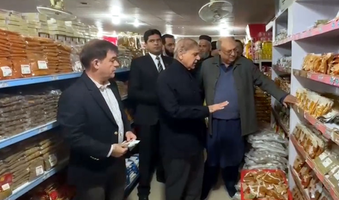 PM Shehbaz pays surprise visits to various utility stores in Islamabad