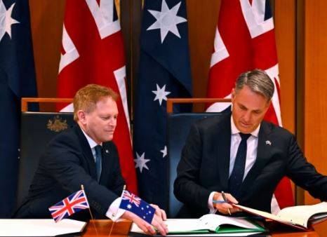 UK, Australia ink new defence deal