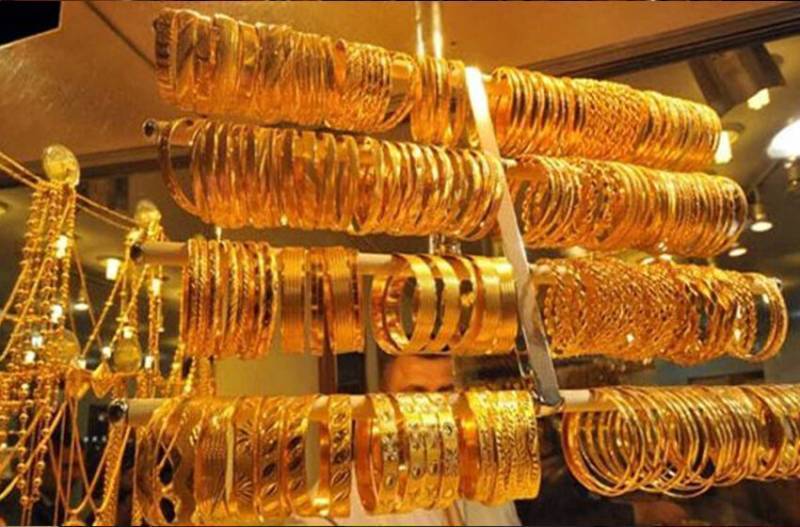 Gold price in Pakistan increases by Rs1,800 per tola