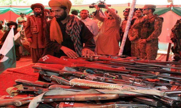 Over 44 Farrari commanders surrender in Balochistan