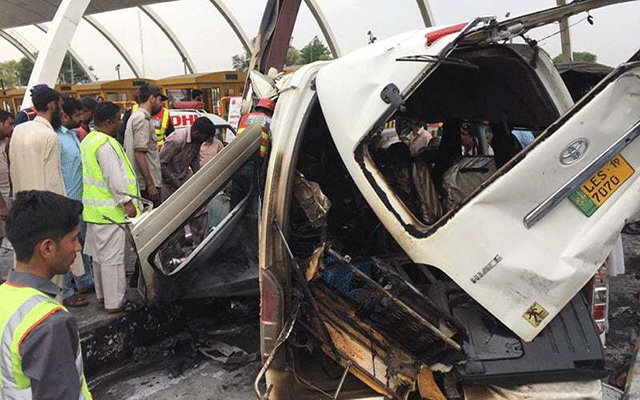 12 killed, 5 injured after van rams into toll plaza