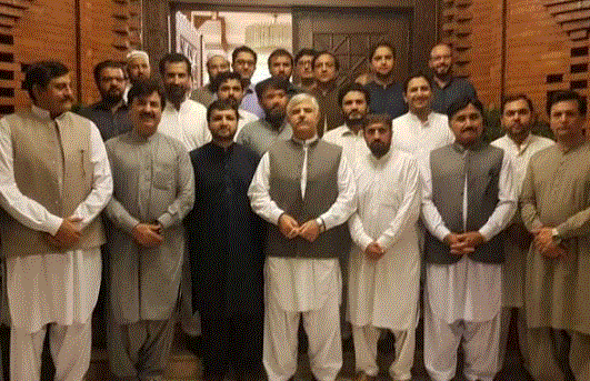 KP doctors end strike after successful talks with govt