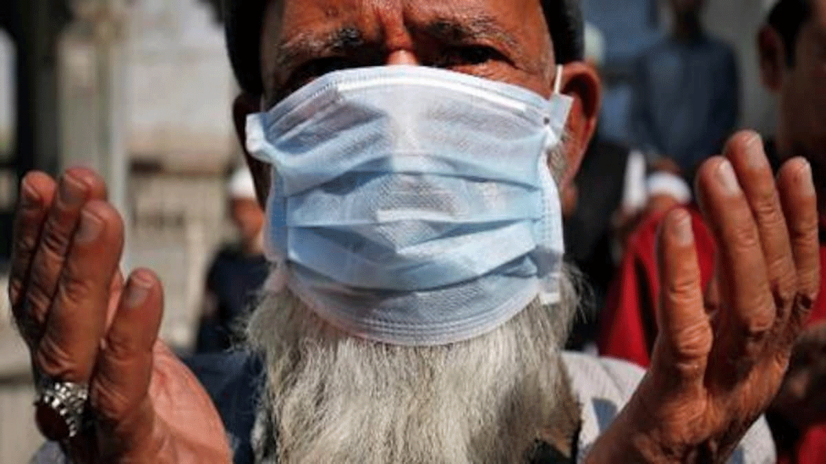 COVID-19: Pakistan reports 385 new infections, 10 deaths in last 24 hours