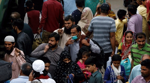 COVID-19: Pakistan reports 1,560 new cases, 52 deaths in last 24 hours